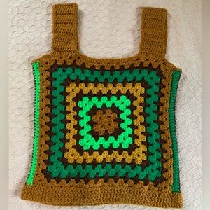 Vintage hand made crochet top, size XS.